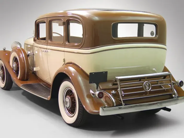 1932 Cadillac V-12 - Image 4 of 5