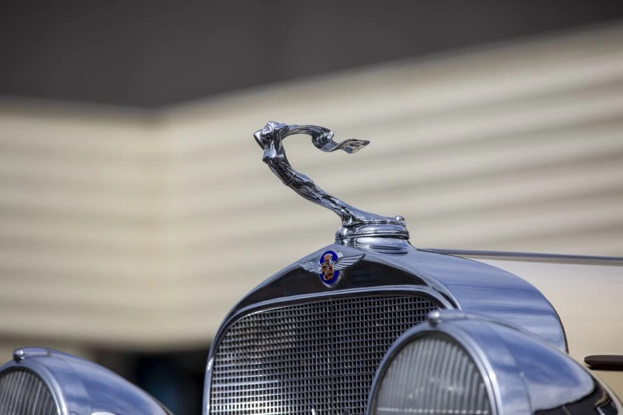 1932 Cadillac V-12 - Image 17 of 31