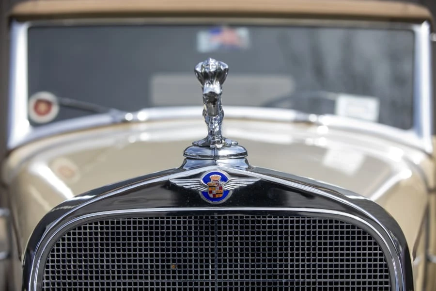 1932 Cadillac V-12 - Image 20 of 31