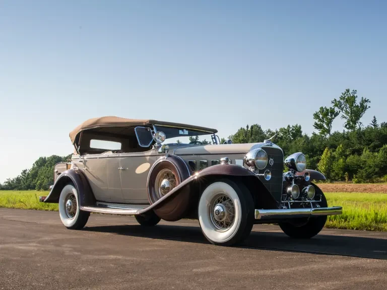 1932 Cadillac V-12 - Image 2 of 31