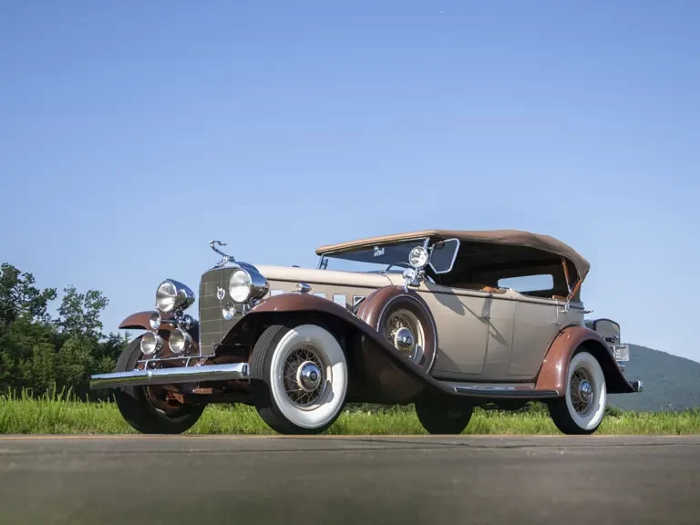 1932 Cadillac V-12 - Image 10 of 31