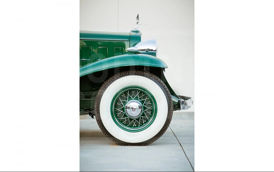 1932 Cadillac V-12 - Image 9 of 11