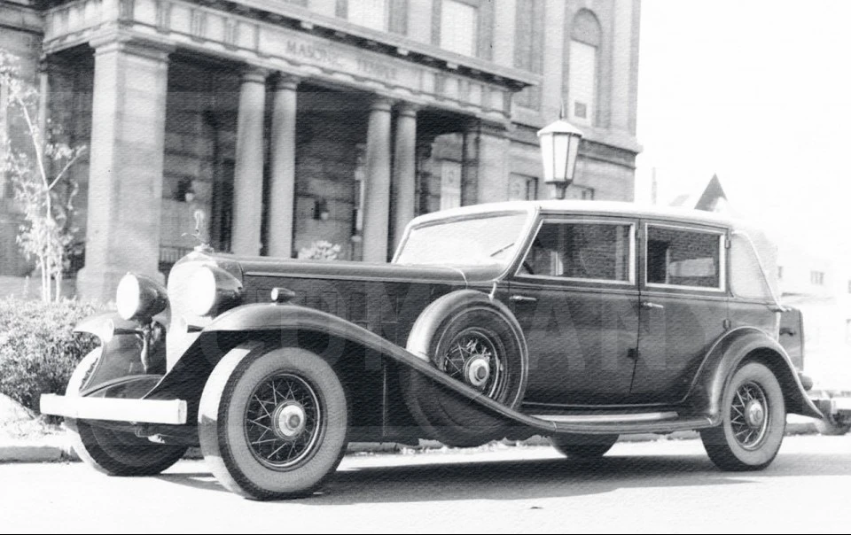 1932 Cadillac V-12 - Image 3 of 11