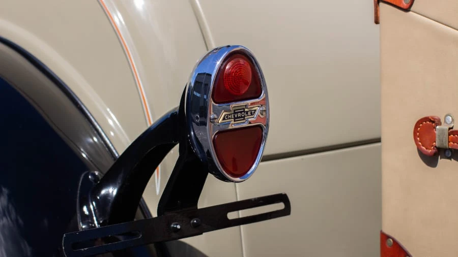 1932 Chevrolet Independence & Confederate - Image 9 of 15