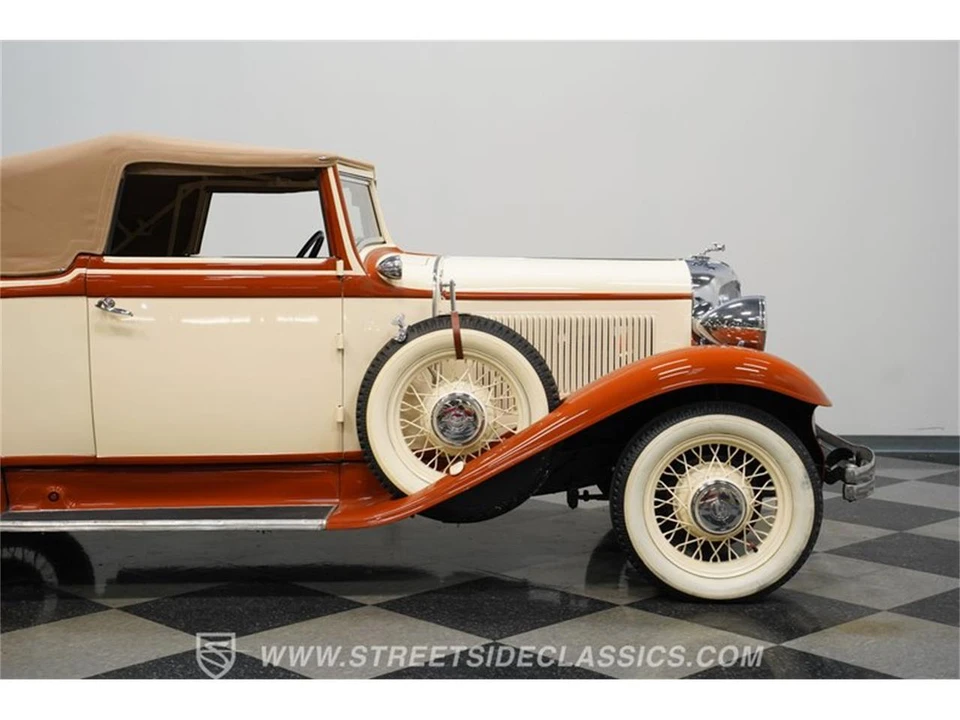 1932 Chrysler - Image 27 of 31