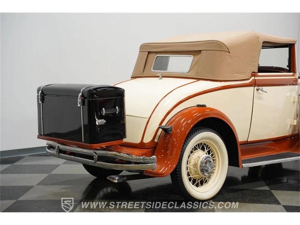 1932 Chrysler - Image 23 of 31