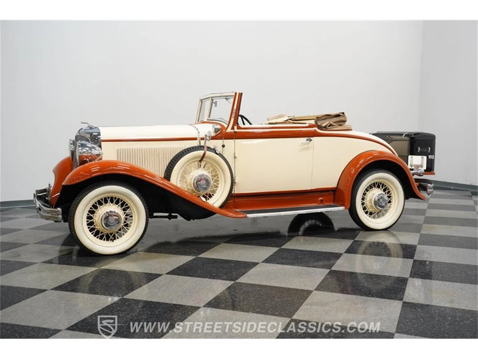 1932 Chrysler - Image 4 of 31