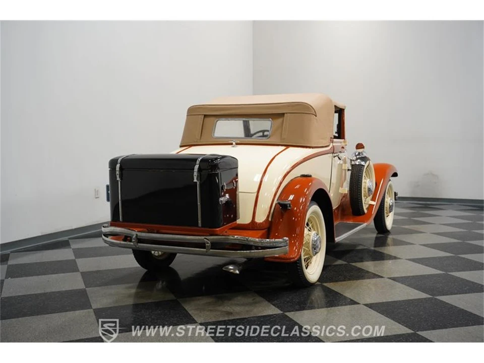 1932 Chrysler - Image 9 of 31