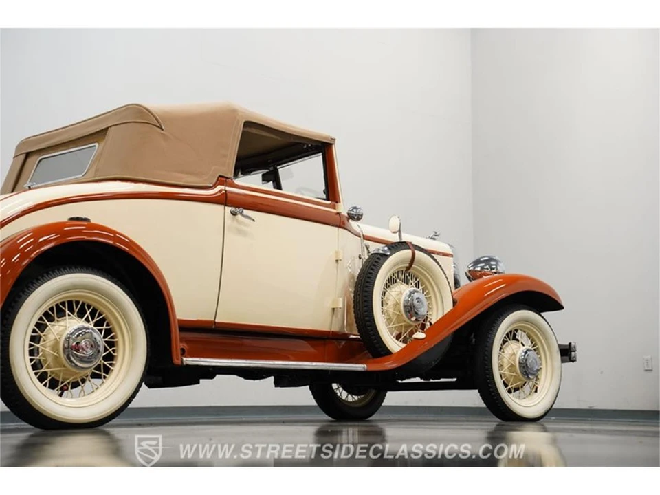 1932 Chrysler - Image 25 of 31