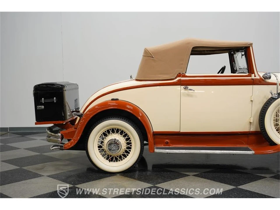 1932 Chrysler - Image 26 of 31