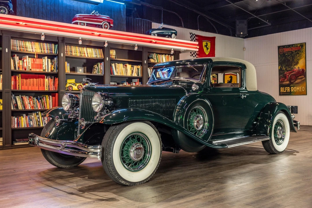 1932 Chrysler Imperial Pre-War - Image 2 of 31