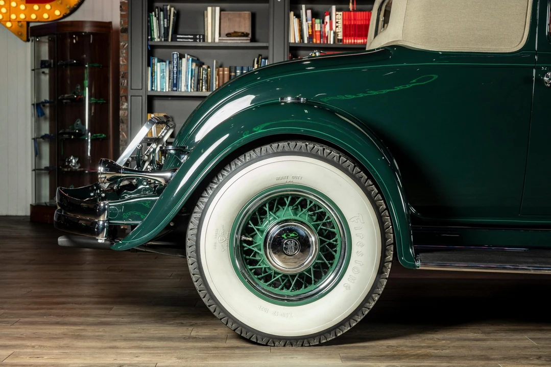 1932 Chrysler Imperial Pre-War - Image 11 of 31