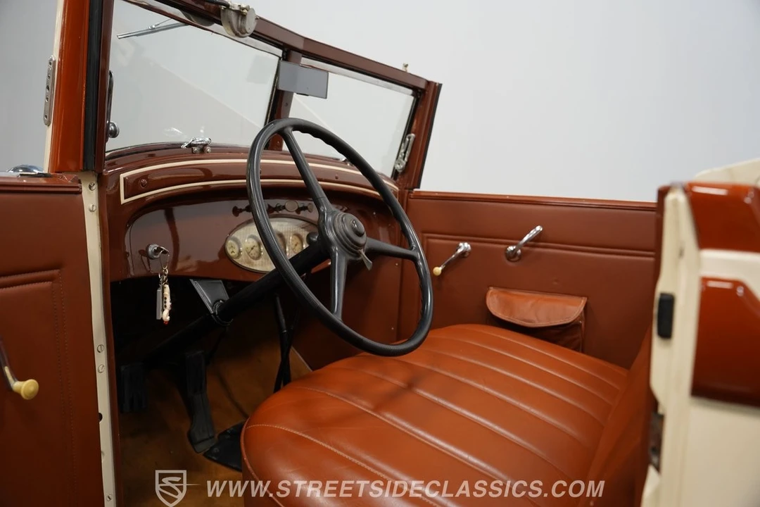 1932 Chrysler Imperial Pre-War - Image 5 of 12