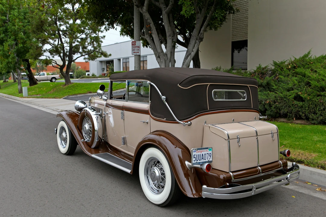 1932 Chrysler Imperial Pre-War - Image 3 of 6