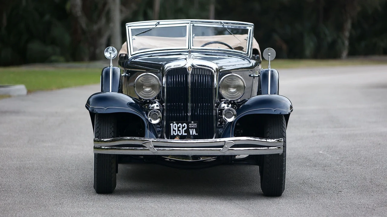 1932 Chrysler Imperial Pre-War - Image 11 of 31