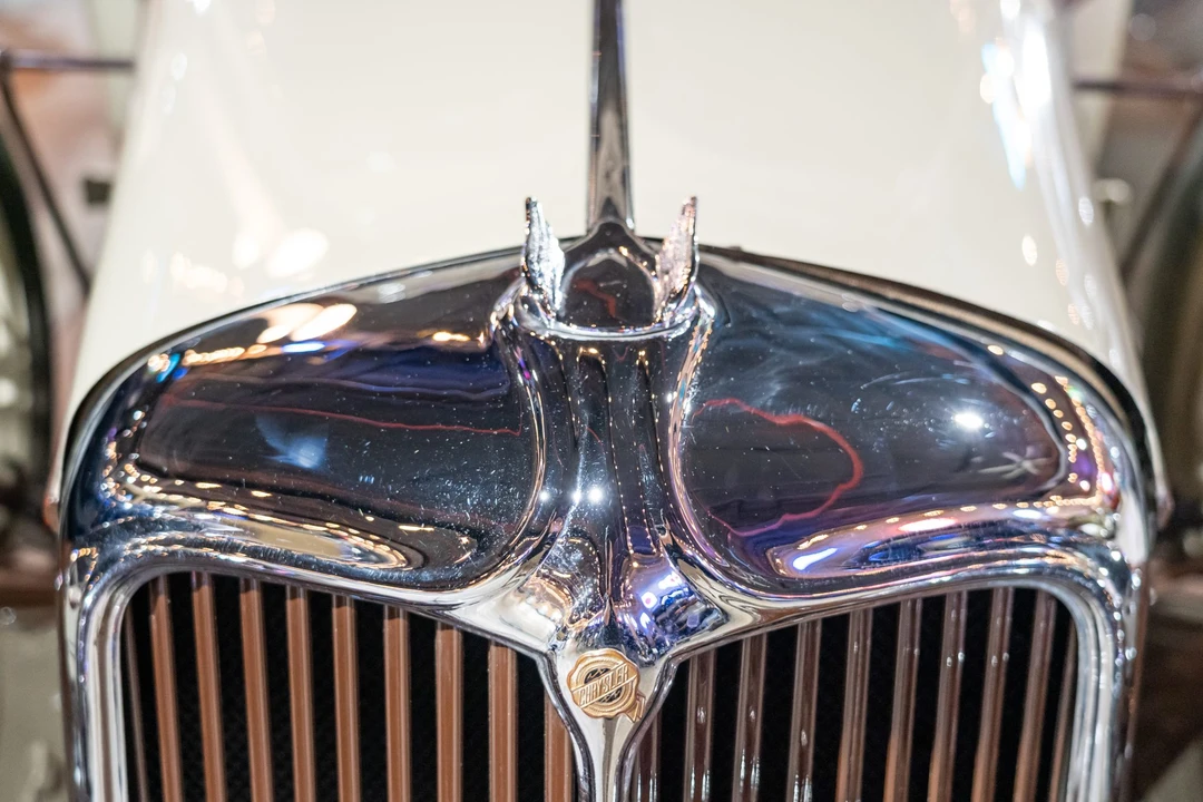 1932 Chrysler - Image 11 of 31