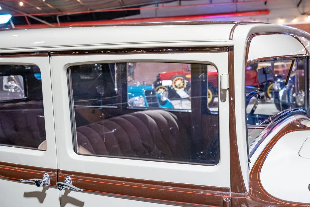 1932 Chrysler - Image 30 of 31