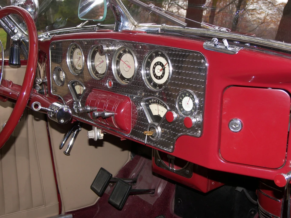 1932 Cord 810 & 812 - Image 3 of 7