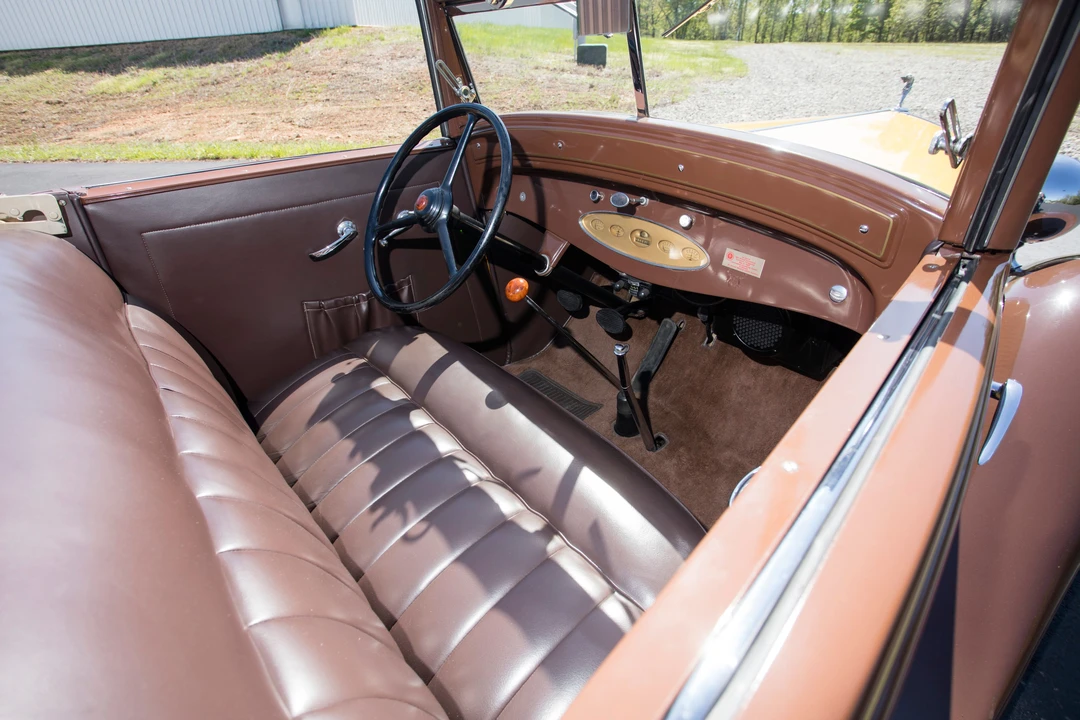 1932 DeSoto - Image 15 of 27