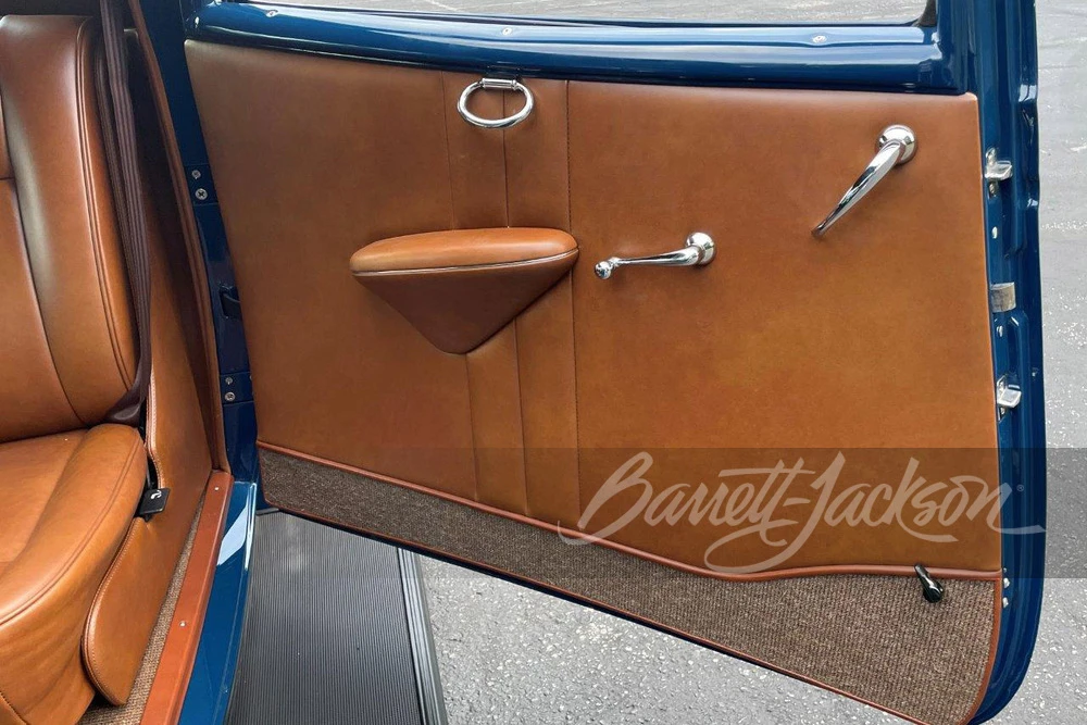 1932 Ford Model 18 & 40 - Image 10 of 17