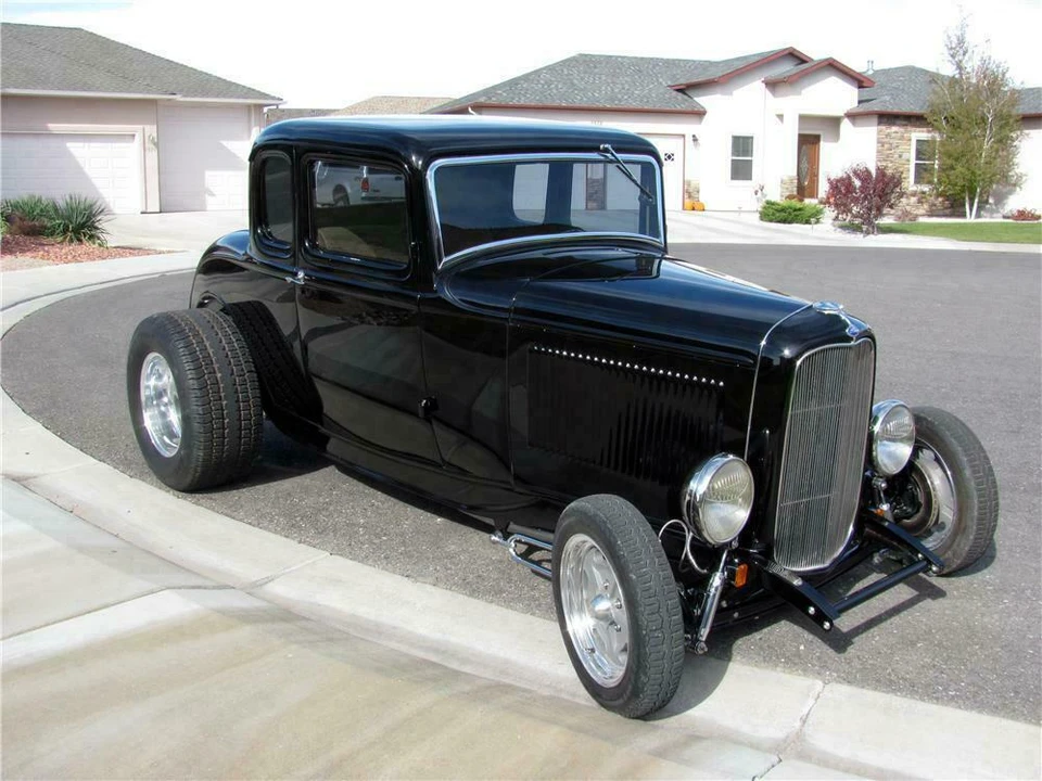 1932 Ford Model 18 & 40 - Image 2 of 4