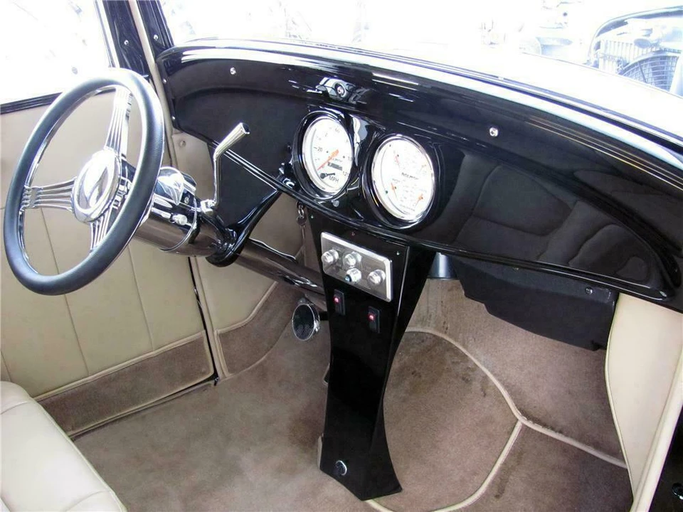 1932 Ford Model 18 & 40 - Image 3 of 4