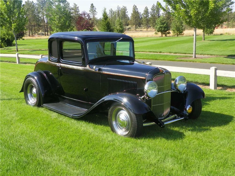 1932 Ford Model 18 & 40 - Image 2 of 5