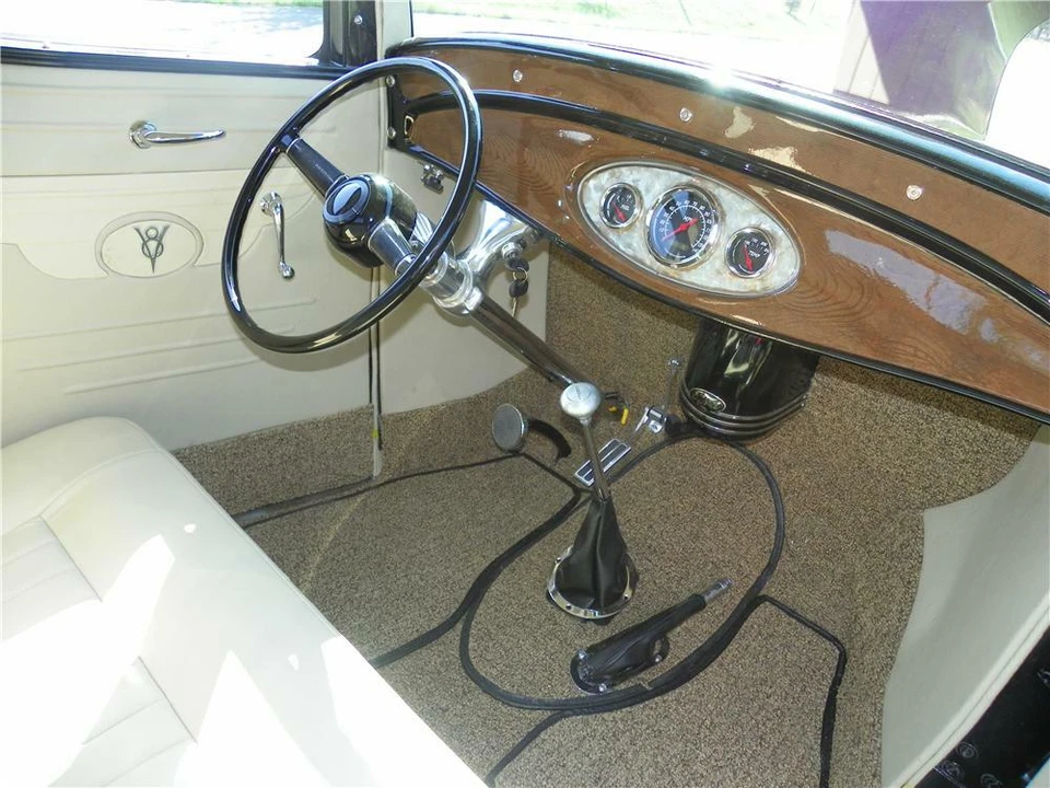 1932 Ford Model 18 & 40 - Image 4 of 5