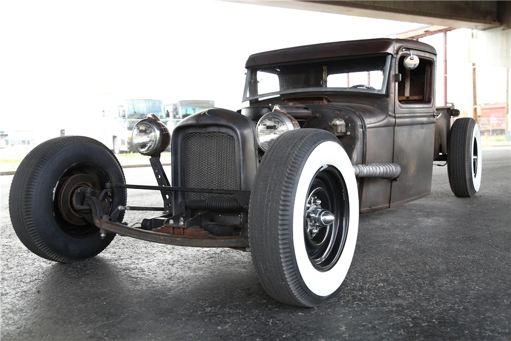 1932 Ford Model T Pickup & Model TT - Image 2 of 8