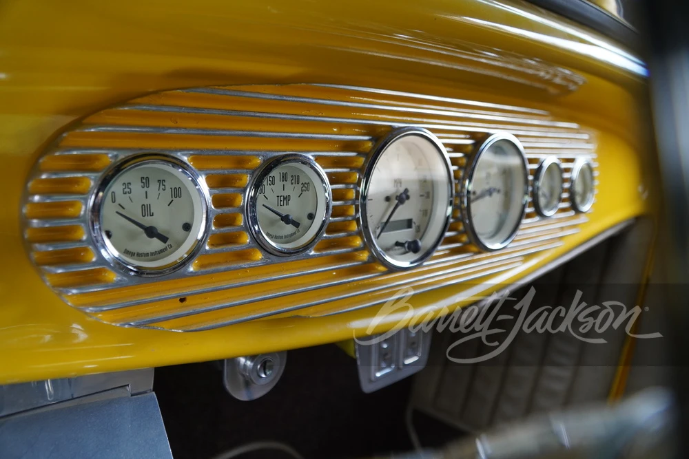 1932 Ford Model 18 & 40 - Image 10 of 18