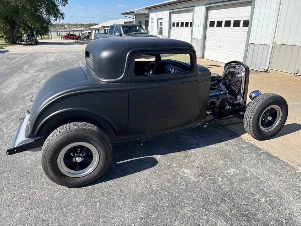 1932 Ford Model 18 & 40 - Image 2 of 8
