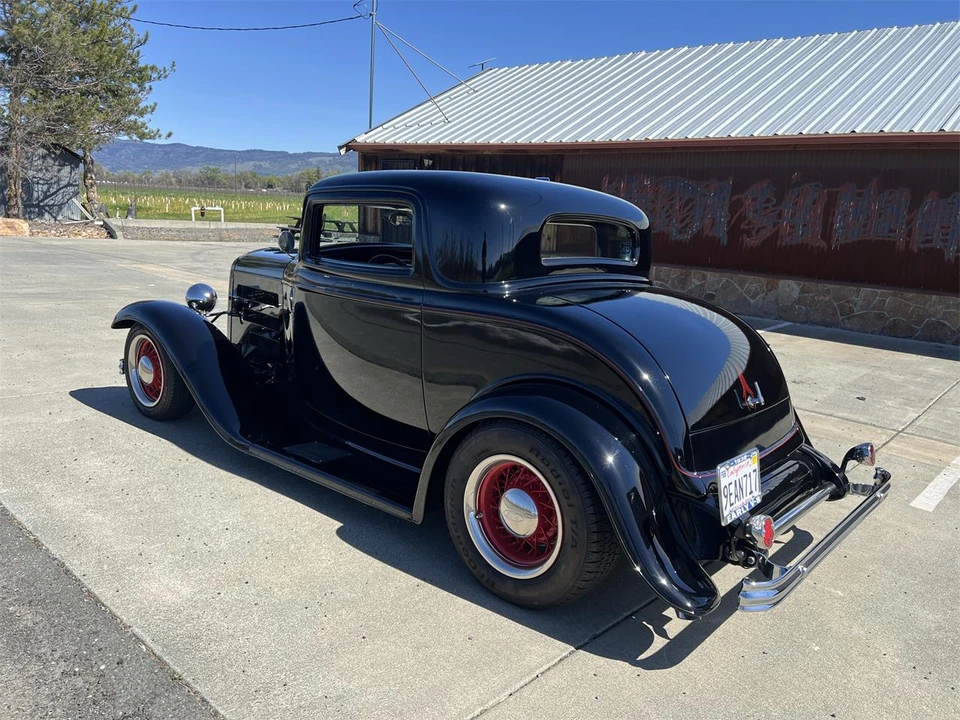 1932 Ford Model 18 & 40 - Image 4 of 24
