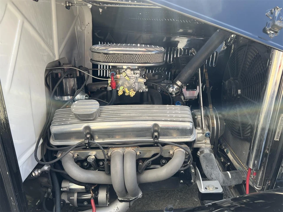 1932 Ford Model 18 & 40 - Image 11 of 24