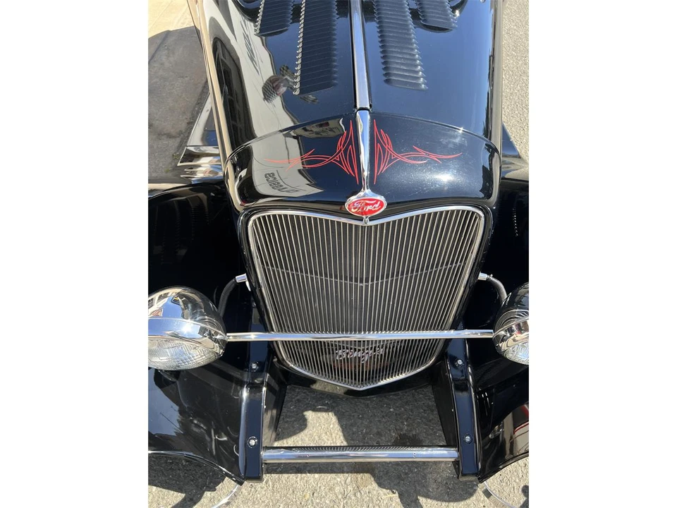 1932 Ford Model 18 & 40 - Image 16 of 24