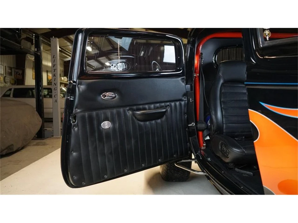 1932 Ford Model 18 & 40 - Image 24 of 31
