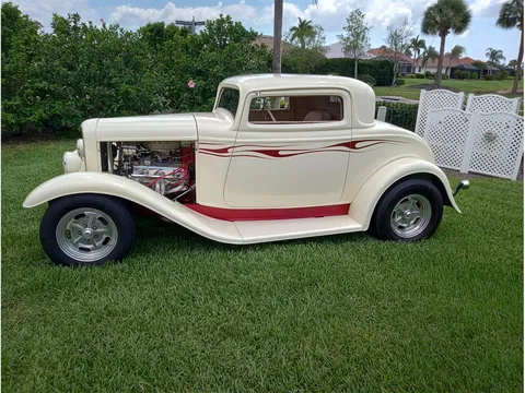 1932 Ford 3-Window Coupe