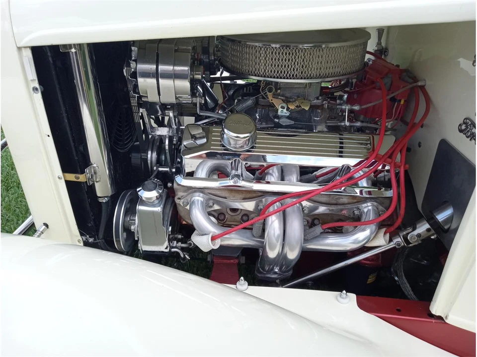 1932 Ford Model 18 & 40 - Image 9 of 12