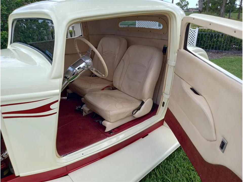 1932 Ford Model 18 & 40 - Image 10 of 12
