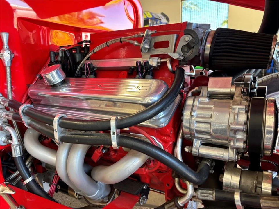 1932 Ford Model 18 & 40 - Image 9 of 31