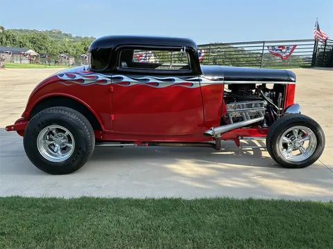 1932 Ford 3-Window Coupe