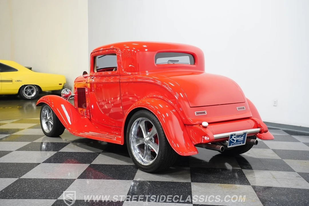 1932 Ford Model 18 & 40 - Image 9 of 12