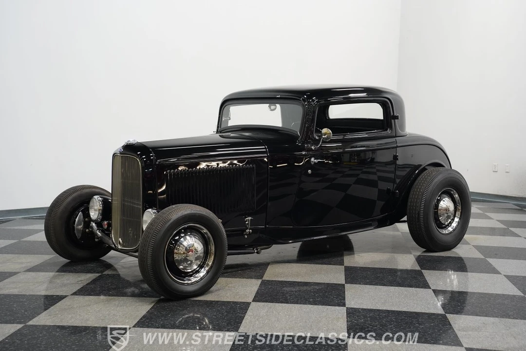 1932 Ford Model 18 & 40 - Image 6 of 12