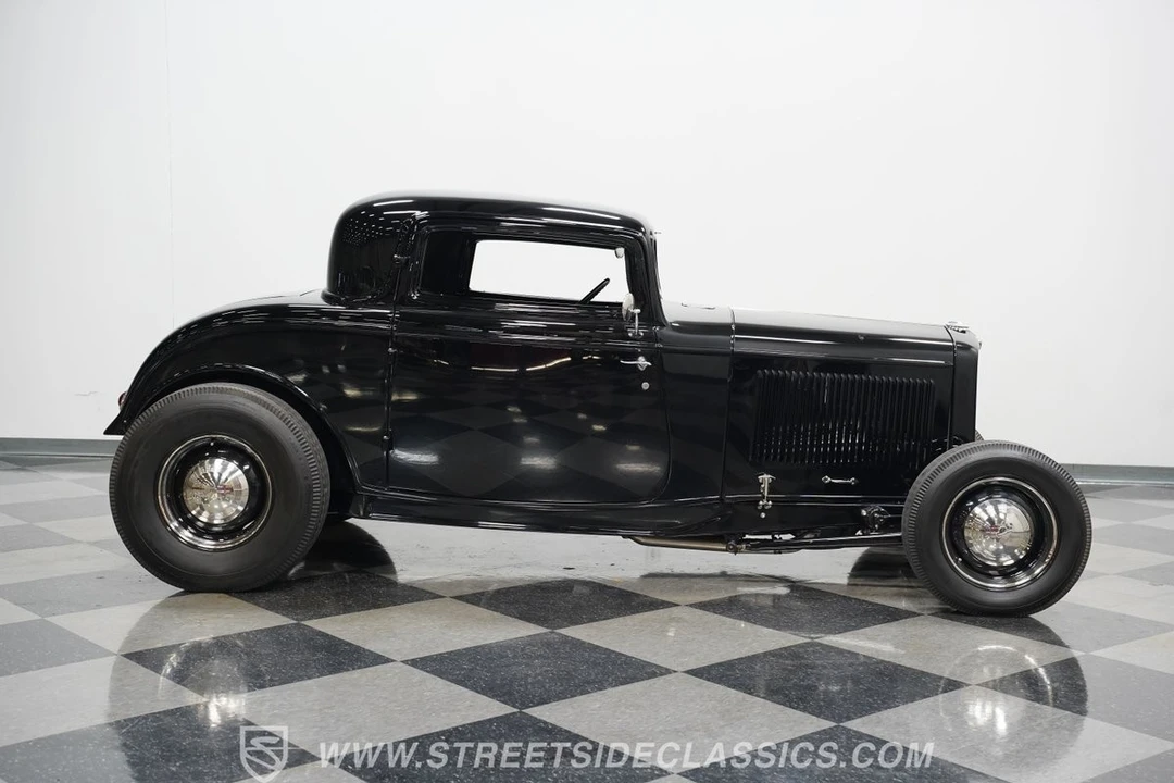 1932 Ford Model 18 & 40 - Image 14 of 21
