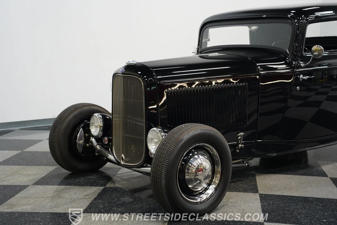 1932 Ford Model 18 & 40 - Image 18 of 21
