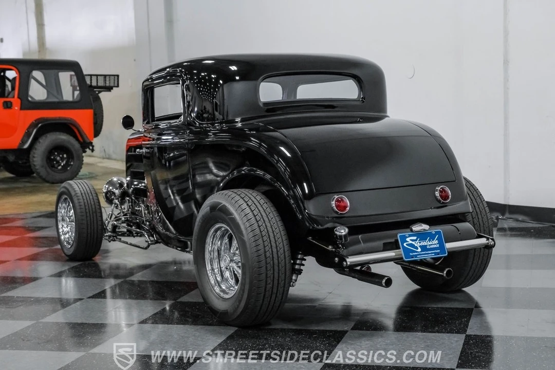 1932 Ford Model 18 & 40 - Image 9 of 21
