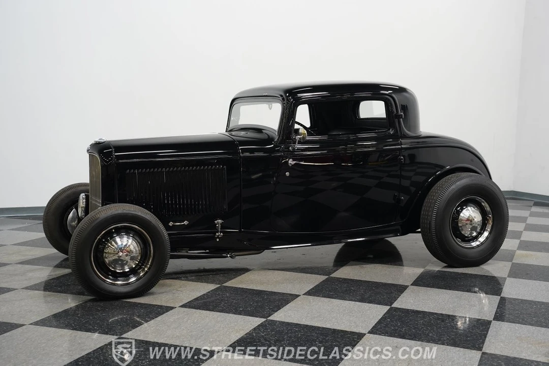 1932 Ford Model 18 & 40 - Image 6 of 21