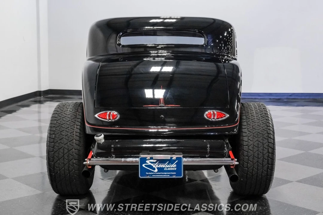 1932 Ford Model 18 & 40 - Image 11 of 12