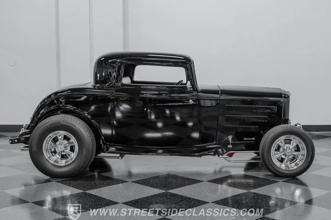 1932 Ford Model 18 & 40 - Image 13 of 21