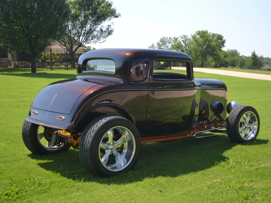 1932 Ford Model 18 & 40 - Image 2 of 7