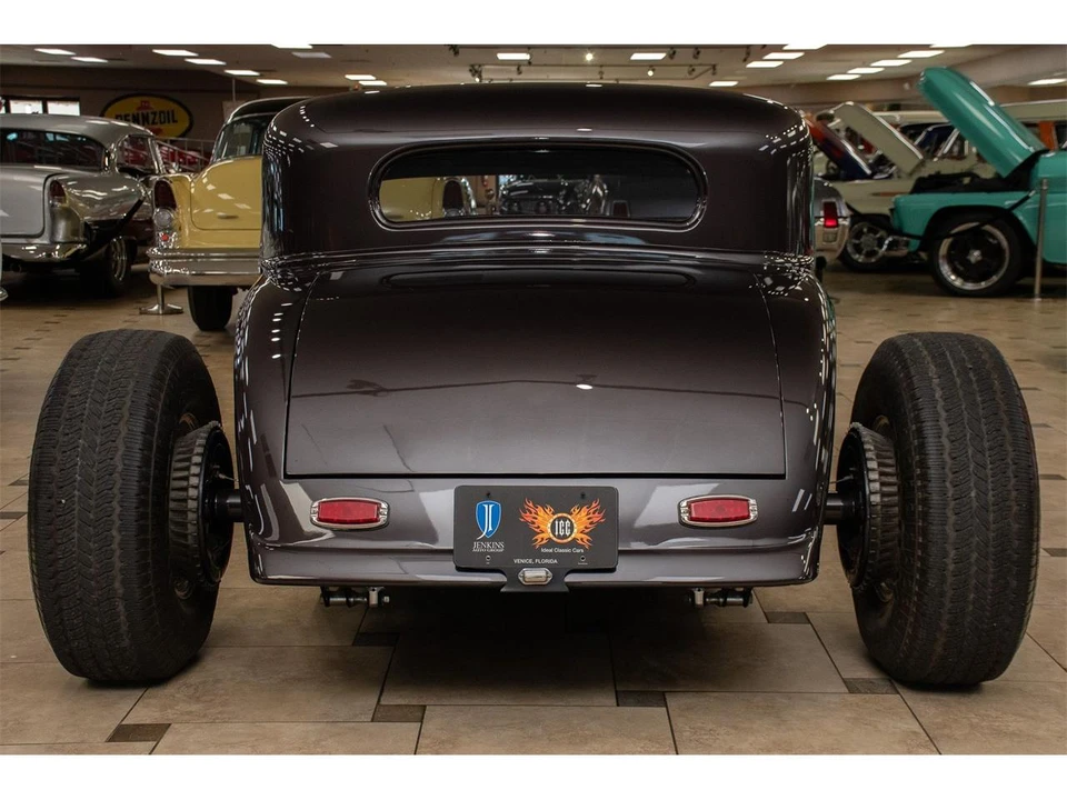 1932 Ford Model 18 & 40 - Image 10 of 31